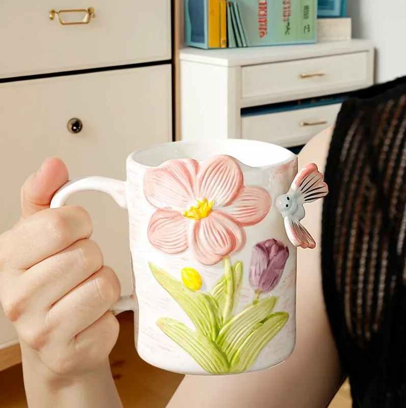 Ly Sứ Hoa Bướm Nổi 3D Vẽ Tay 400ml - Ly Gốm Vẽ Thủ Công Uống Trà Cà Phê