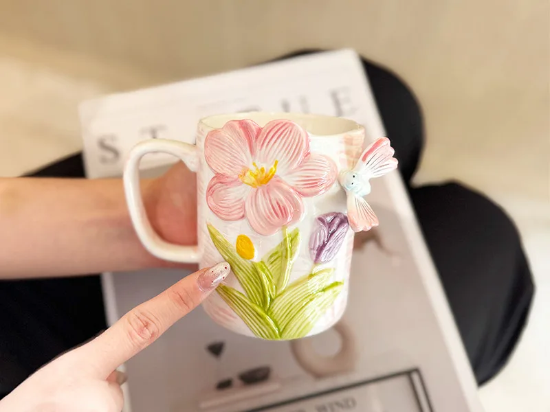 Ly Sứ Hoa Bướm Nổi 3D Vẽ Tay 400ml - Ly Gốm Vẽ Thủ Công Uống Trà Cà Phê - Ảnh 2